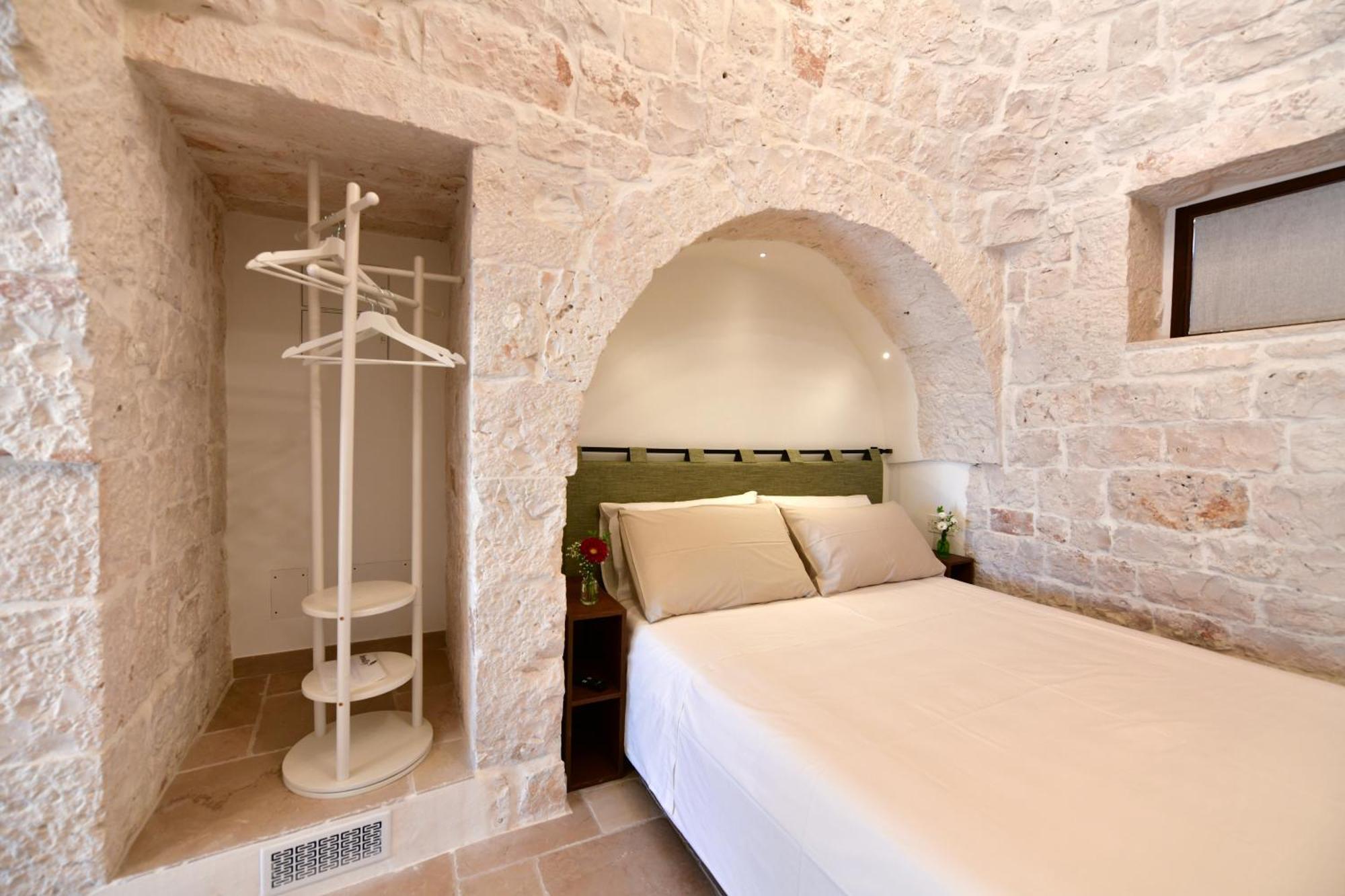 Lamarossa Trulli & Suites Monopoli Exterior foto