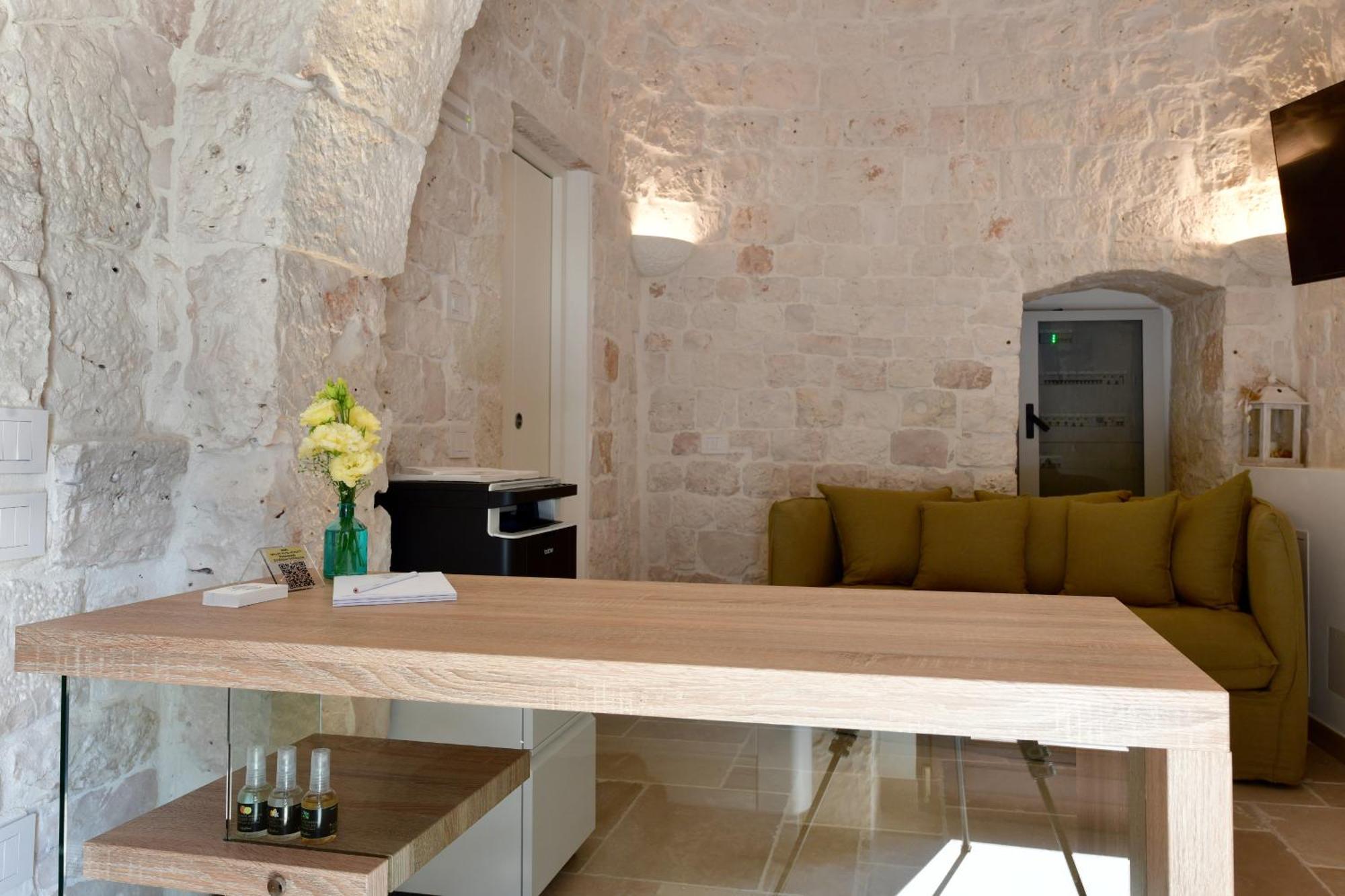Lamarossa Trulli & Suites Monopoli Exterior foto