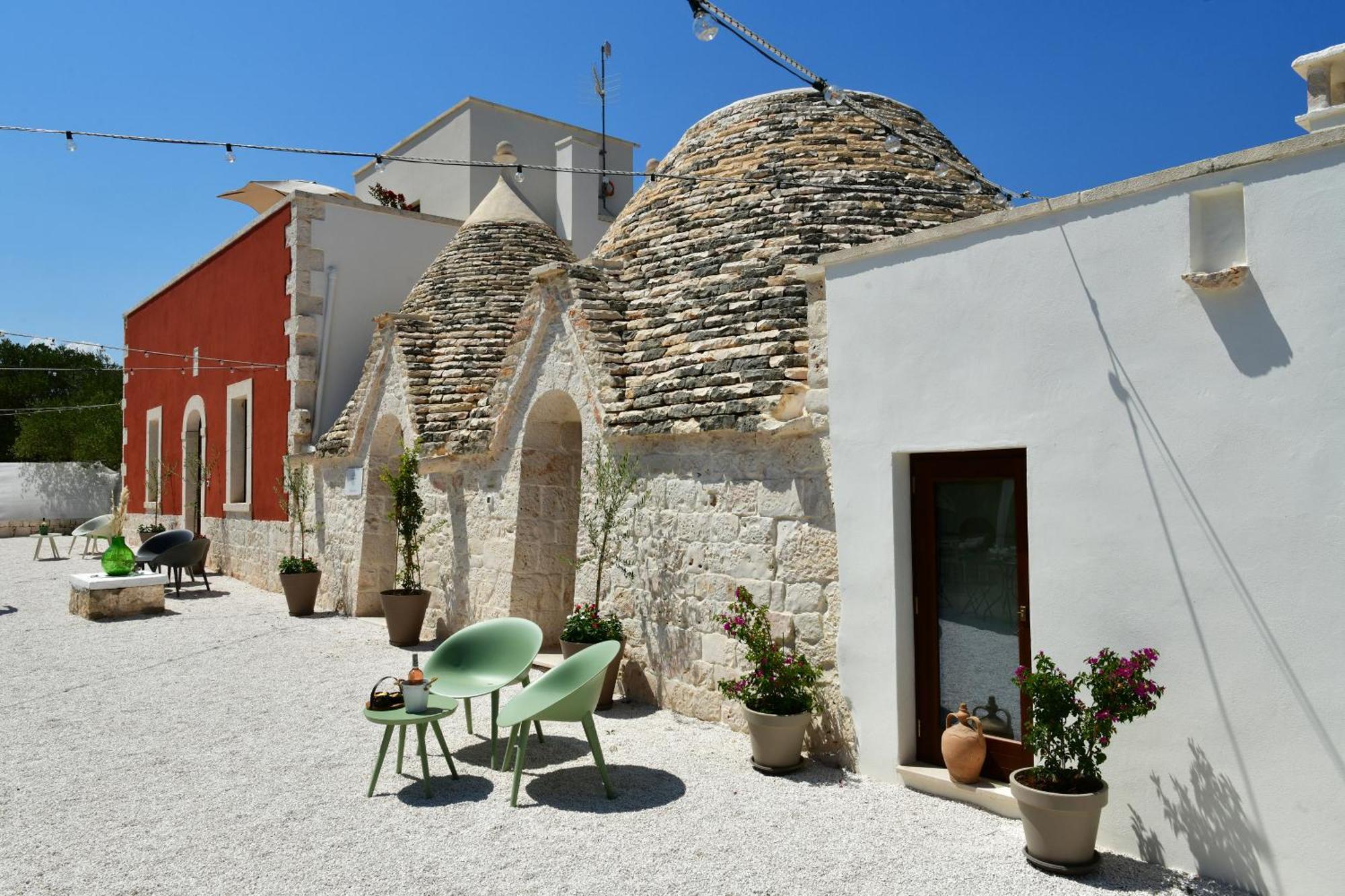 Lamarossa Trulli & Suites Monopoli Exterior foto
