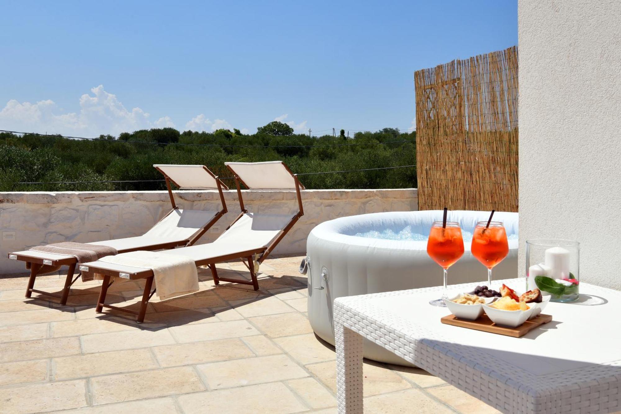 Lamarossa Trulli & Suites Monopoli Exterior foto