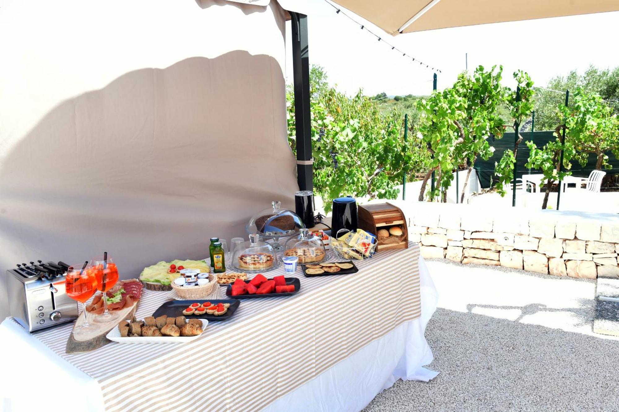 Lamarossa Trulli & Suites Monopoli Exterior foto